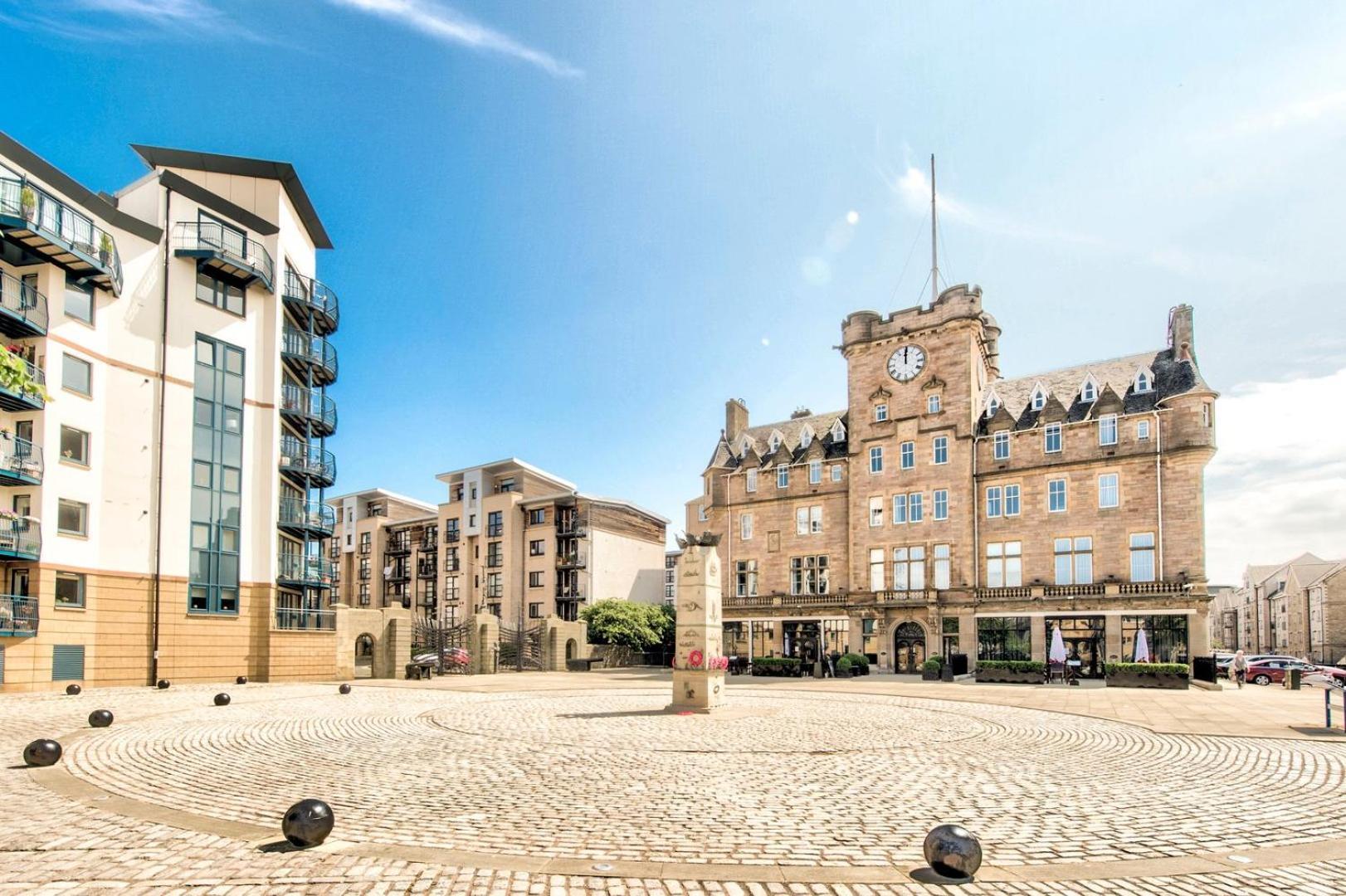Apartment Guestready - Stylish W/ Parking Near EDI